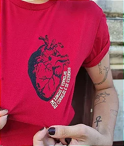 Camiseta Coração de Esquerda