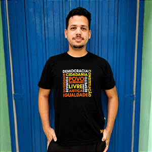 Camiseta Palavras da Democracia