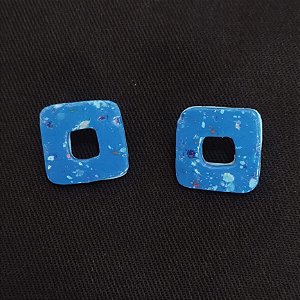 Brinco Giz Quadrangular