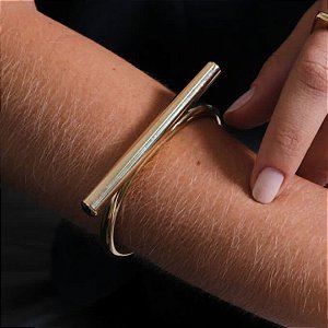 Bracelete de Tubo Metal Banhado - Design Inovador para um Toque Especial