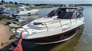 Lancha: TRITON 370 HT - 02x Mercruiser 6.2L 300HP B3 (2018)