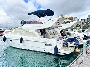 Lancha: Phantom 385 - Motorização: 2x Volvo 370 HP (2007)