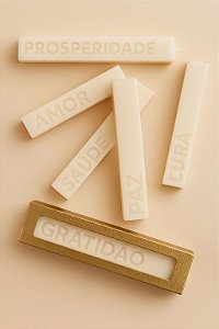 VELA INTENÇÕES | AROMA PREMIUM | CAIXA DOURADA COM VISOR