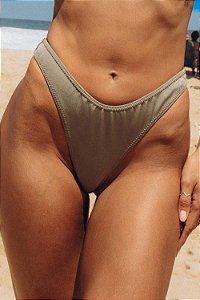 CALCINHA ISIS MINERAL