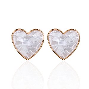 Brinco Folheado Ouro 18k Coração Madrepérola
