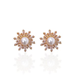 Brinco Folheado Ouro 18k e Prata 925 Mandala Pérola Cravejada