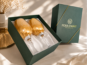 Taças de Vinho e caixa personalizada