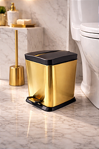 Lixeira Hera Quadrada Dourada Fosca e Preta em Aço Inox e Plástico com Pedal