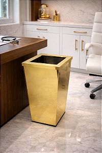 Lixeira Afrodite Quadrada Dourada em Aço Inox com Tampa Aro