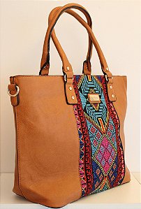 Bolsa em couro eco caramelo toda trabalhada em bordado color​ - Madame  Ninna - loja online de confeccções femininas