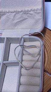 Argola Coração Fio Redondo 4,3 cm em Prata