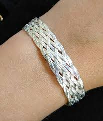 Pulseira De Prata Trançada 8 Fios – Joia em Prata 925 de Qualidade