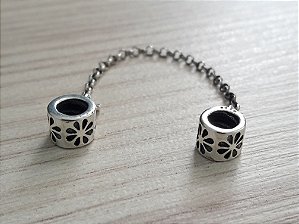 Berloque De Prata Trava Pega Ladrão Floral – Joia em Prata 925 de Qualidade
