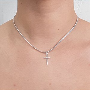 CHOKER DE PRATA E COURINHO CRUZ 40CM