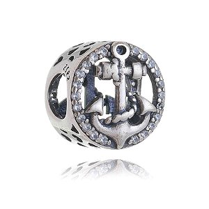 Berloque De Prata Ancora Com Micro Zircônias – Joia em Prata 925 de Qualidade