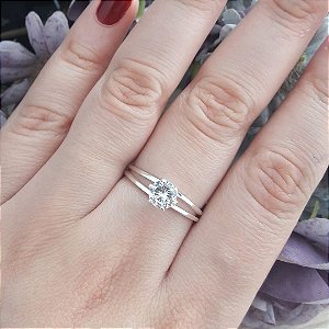 Anel De Prata Solitário Delicado – Joia em Prata 925 de Qualidade