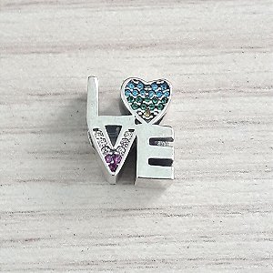 Berloque De Prata Love Com Micro Zircônias Coloridas – Joia em Prata 925 de Qualidade
