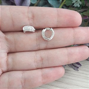 Argolinha De Prata Com Micro Zircônias 0,9 Cm – Joia em Prata 925 de Qualidade