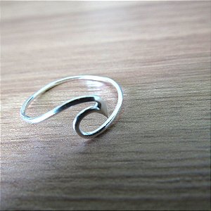 Anel De Prata Onda – Joia em Prata 925 de Qualidade
