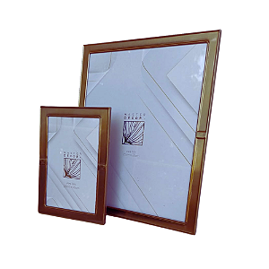 Kit 2 Porta Retrato Aço Escovado Dourado Para Fotos 10x15cm e 20x25cm.