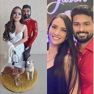 Casal de noivos topo de bolo em biscuit