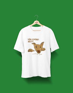 Camiseta Universitária - Medicina Veterinária - O Caramelo Agradece - Basic