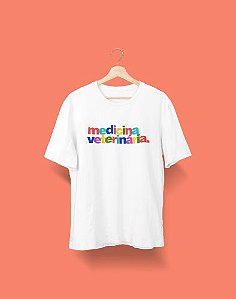 Camisa Universitária - Medicina Veterinária - Aquarela - Basic