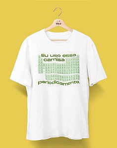 Camisa Universitária - Farmácia - Periodicamente - Basic