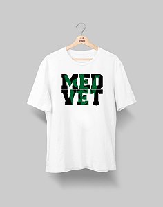 Camisa Universitária - Medicina Veterinária - Encaixe - Basic
