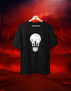 Camisa - Stranger Things 2.0 - Lâmpada