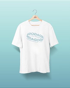 Camisa Universitária - Pedagogia - Holograma - Basic