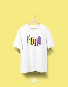 Camiseta Universitária - Fonoaudiologia - 90's - Basic