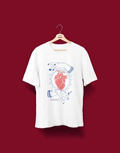 Camiseta Universitária - Fisioterapia - De coração - Basic