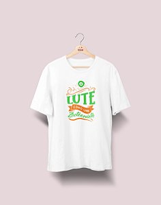 Camiseta Universitária - Zootecnia - Lute Como - Ela - Basic