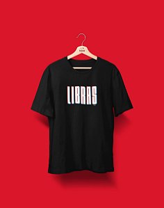 Camiseta Universitária - Coleção 3D - Libras - Basic