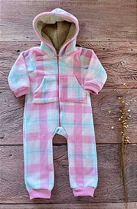 Macacão Soft Bebê Xadrez Rosa com Capuz Peluciado
