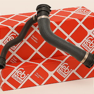 Mangueira Superior do Radiador (Tanque de Expansão) BMW X5 (E70) 2008-2013, X5 (F15) 2012-2018, X6 (E71) 2008-2014 e X6 (F16) 2014-2019 35i / 40i xDrive - MANGUEIRA SUPERIOR RADIADOR BMW X5/ X6 2008/...