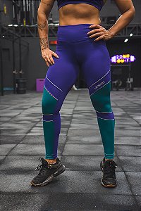 Legging Color Block Recortes Roxo