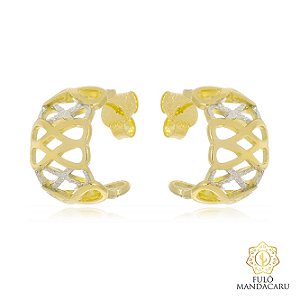 Brinco tipo mascara com aplique de caneta de ródio