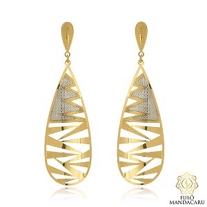 Brinco transversal moderninho com aplique de ródio