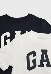 Kit Camiseta 2pçs GAP Logo Off-White e Azul Escuro