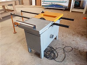 Esquadrejadeira serra Verry Small 1300 profissional usada