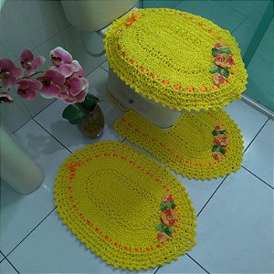 Jogo De Tapete Crochê Colorido Banheiro 3 Peças Promoção Cor - Amarelo Ouro