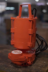 BOMBA SUBMERSIVEL STARMAC MOD. RB 1000T 4CV IP68 TRIFASICO