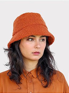 Bucket Hat Pelúcia Ovelha Caramelo