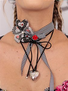 Choker Rosa Xadrez