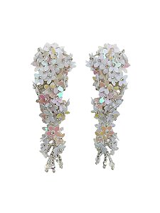 Brinco Cacho de Flores Branco