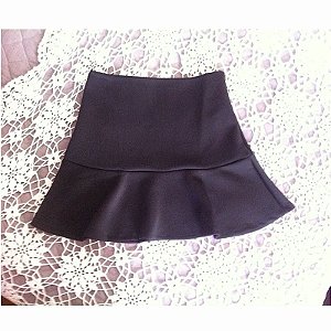 Saia peplum preta