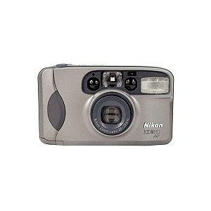 Câmera Nikon Analógica Zoom 210 AF - Seminovo