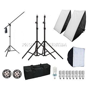 Kit Iluminação PK-SB03  2 Softbox 50X70, 1 Softbox 40x40, 2 Tripés, 1 Girafa, 8 Lâmpadas 45w, 1 Lâmpada 135w 110v